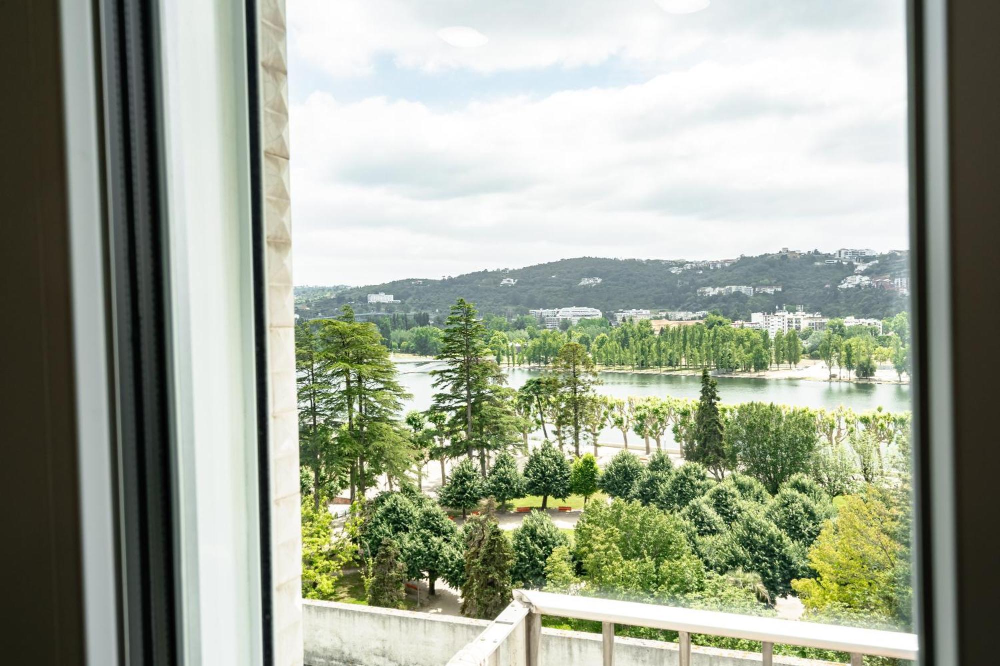 Casas Da Alegria Apartment โกอิมบรา ภายนอก รูปภาพ
